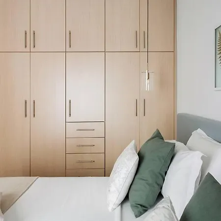 Apartment Your 